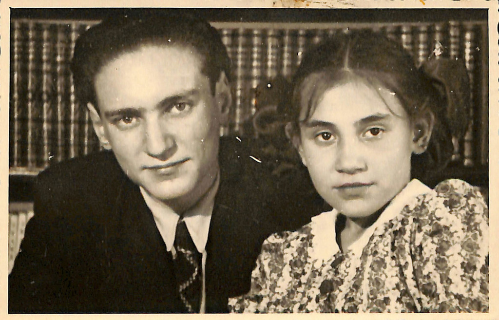 Фотография. Стонов Леонид Дмитриевич и Стонова Елена Дмитриевна. 1950 г.